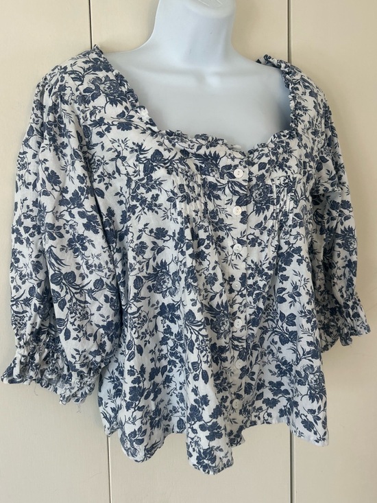 Cupcakes & Cashmere Linen blend floral pleated button front blouse S - Picture 3 of 10